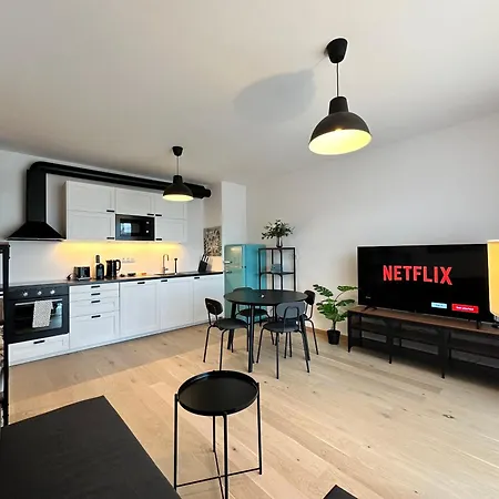 Apartment Zwirn1, Uplne Nove, Parkovanie, Klimatizacia,