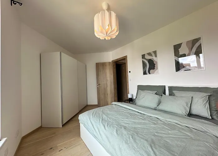 Zwirn1, Uplne Nove, Parkovanie, Klimatizacia, Apartamento Bratislava