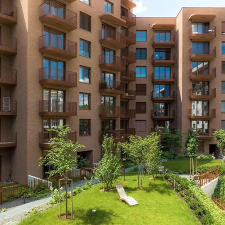 Zwirn1, Uplne Nove, Parkovanie, Klimatizacia, *